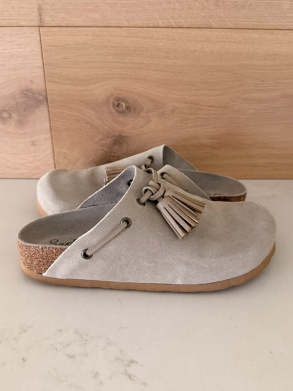 Seychelles Windswept Suede Tassel Clogs Mules Taupe Approx. Women’s 8